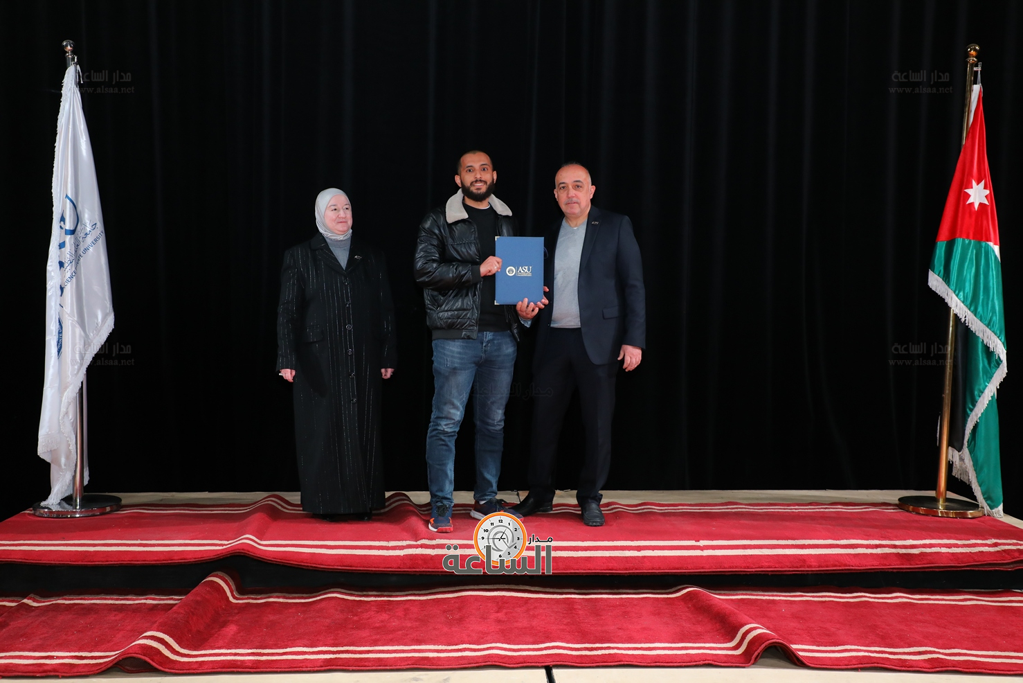 Madar Al-Saa Images 0.9231406381275544