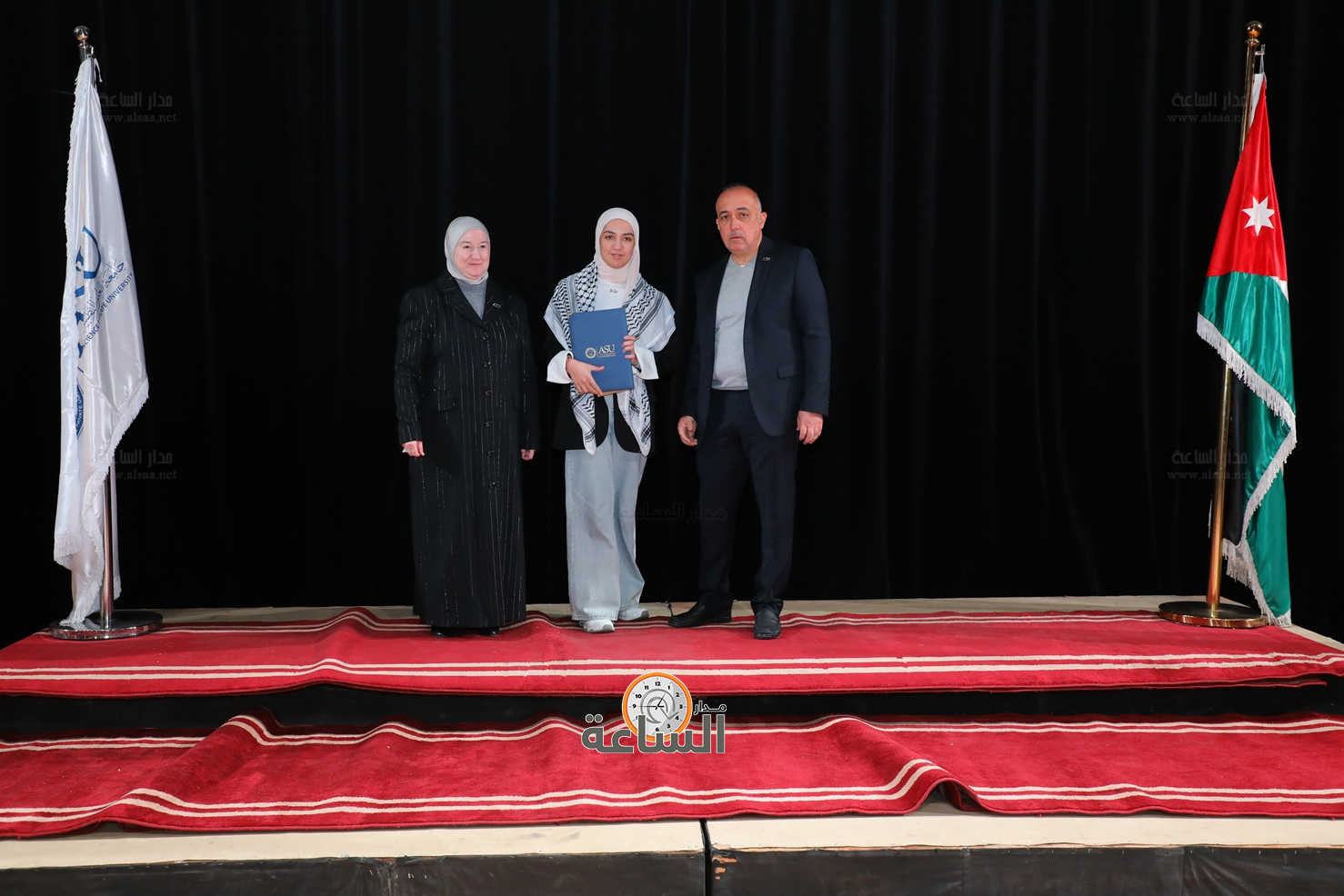 Madar Al-Saa Images 0.5649914576173891