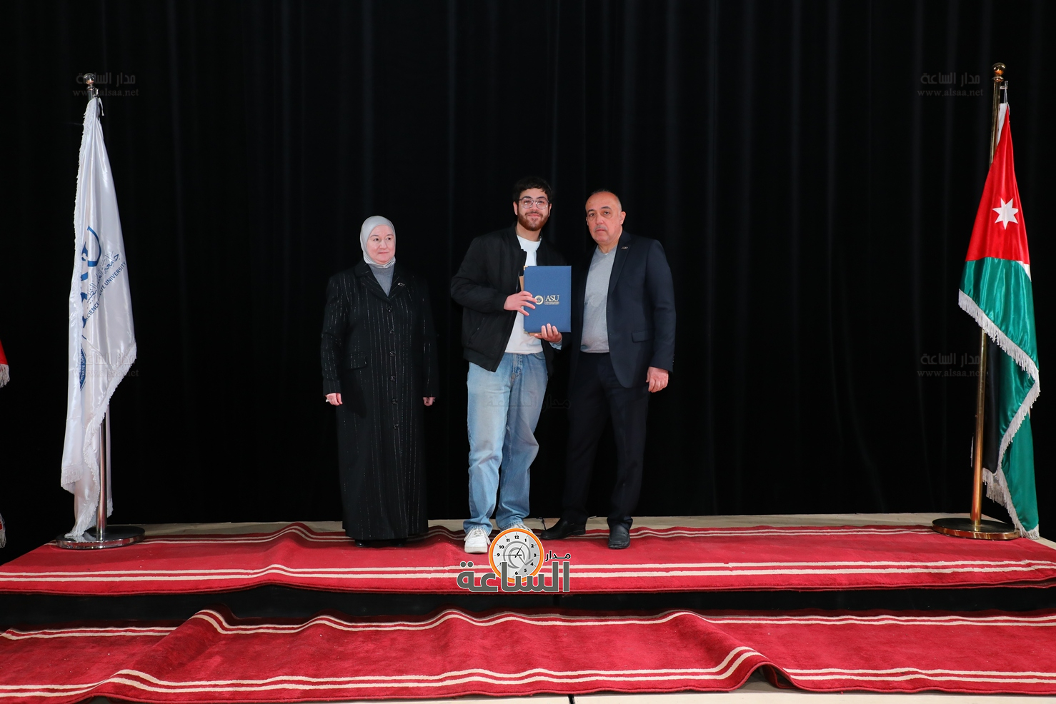 Madar Al-Saa Images 0.4695520112484466