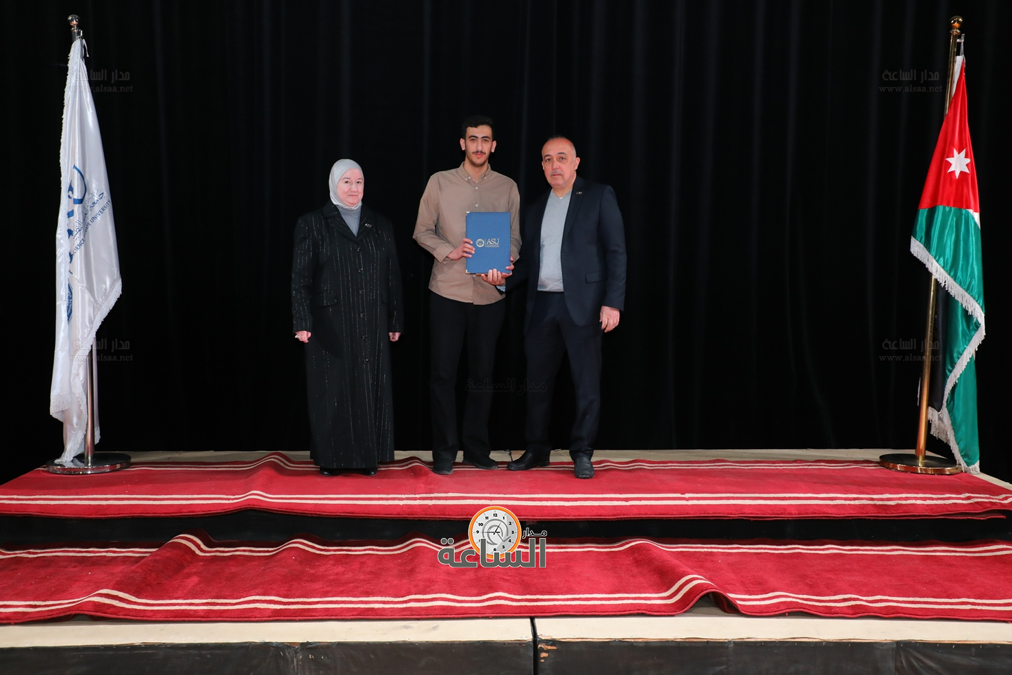 Madar Al-Saa Images 0.24969340475013668