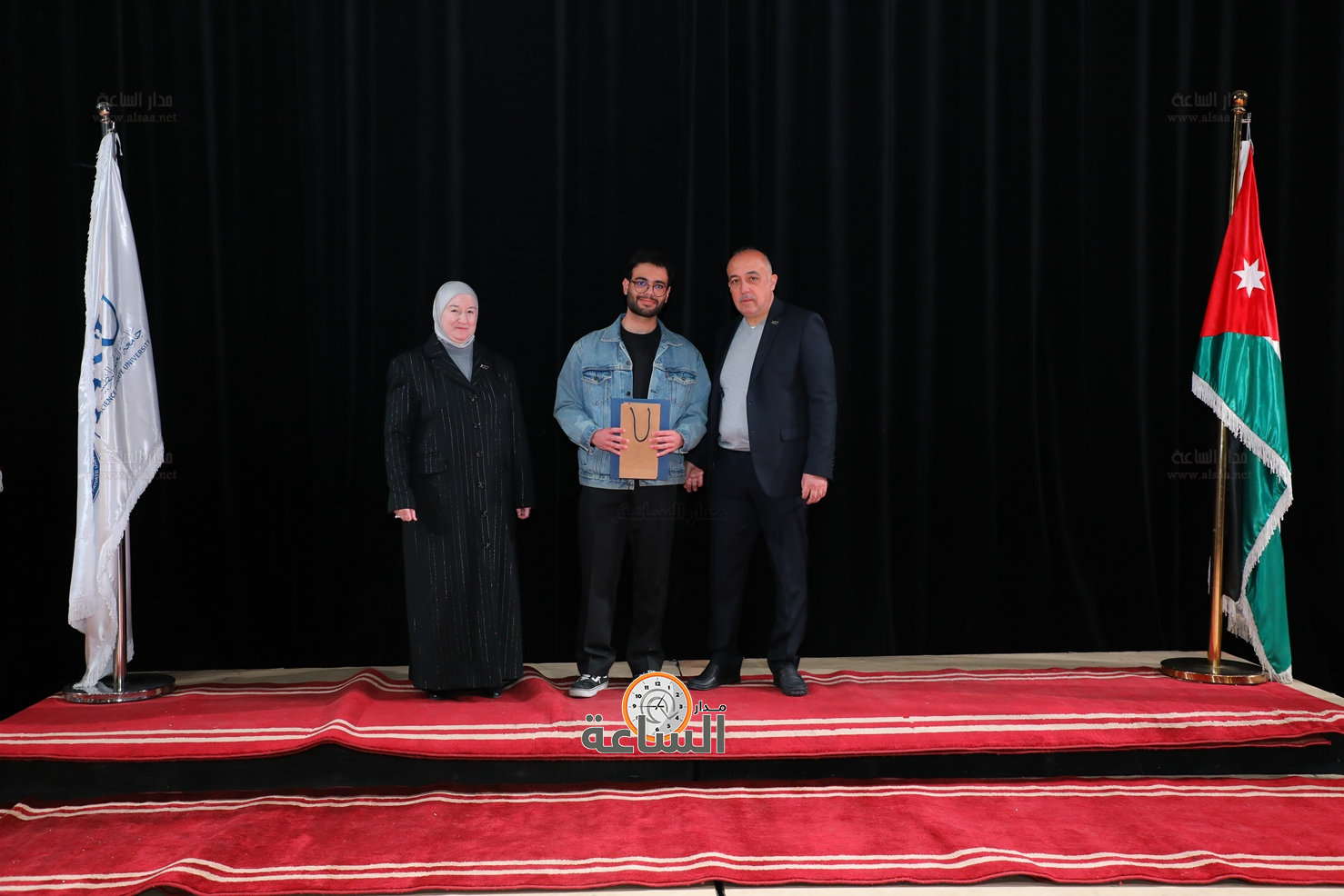 Madar Al-Saa Images 0.6456028229452684