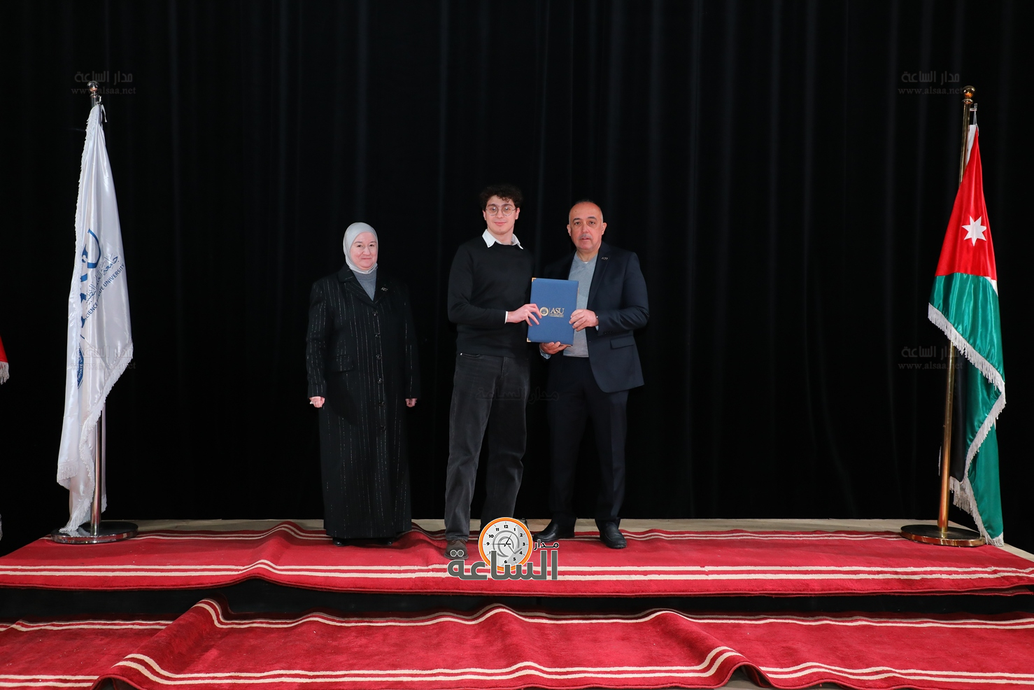 Madar Al-Saa Images 0.5421593692747686