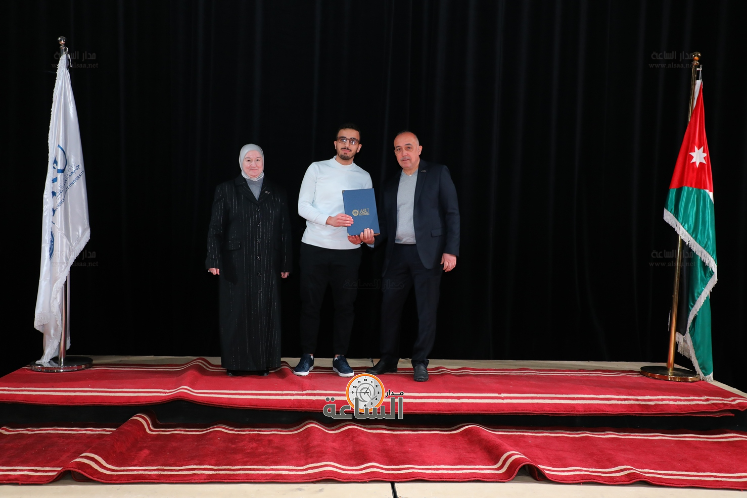 Madar Al-Saa Images 0.16858423670800393