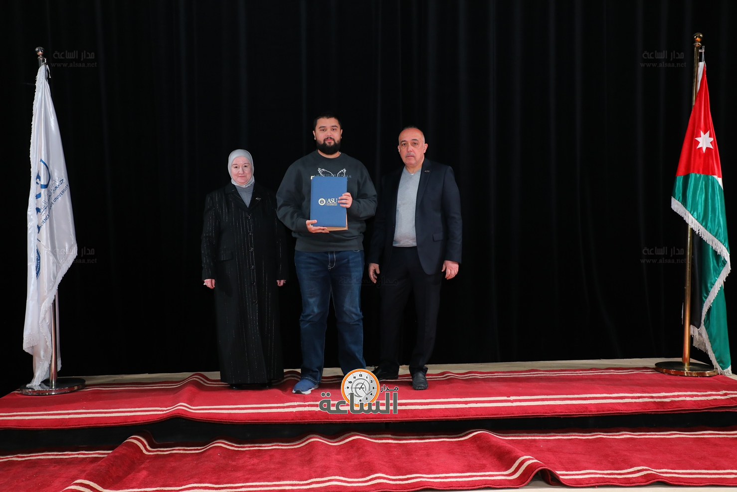 Madar Al-Saa Images 0.4110864564130563