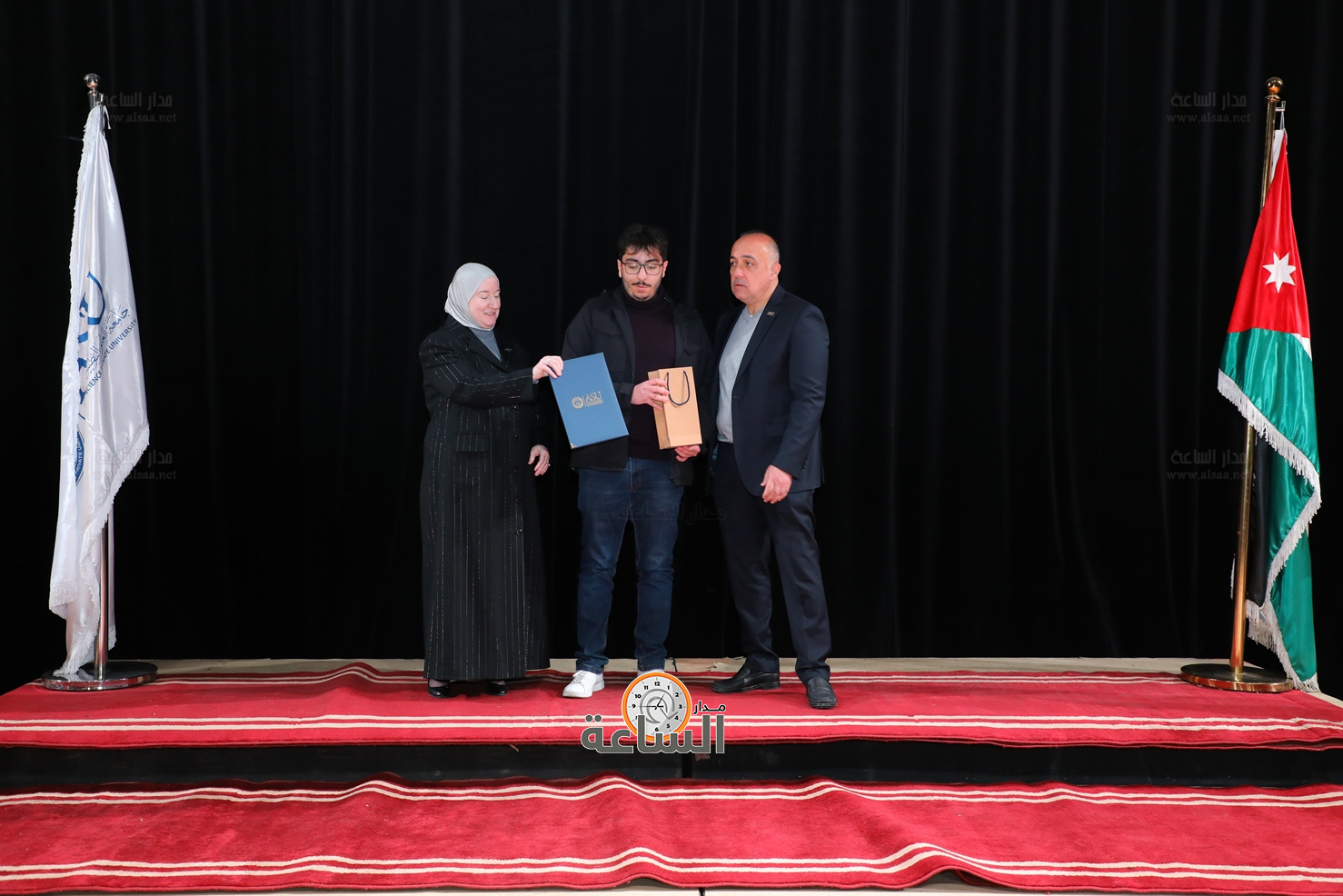 Madar Al-Saa Images 0.7933766531556743