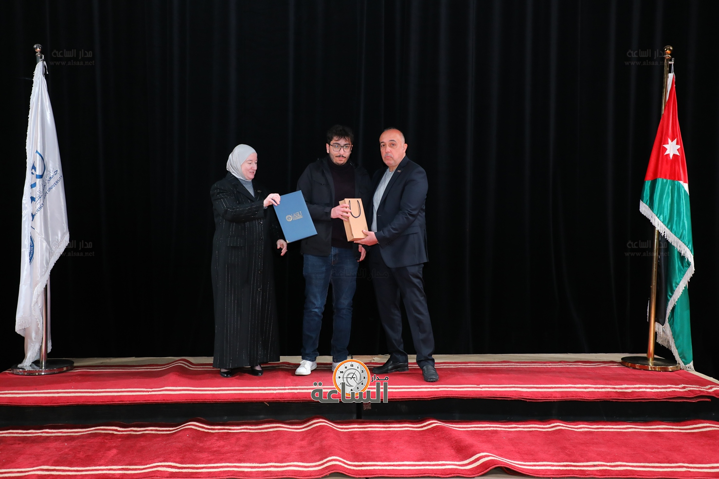 Madar Al-Saa Images 0.213764747070184