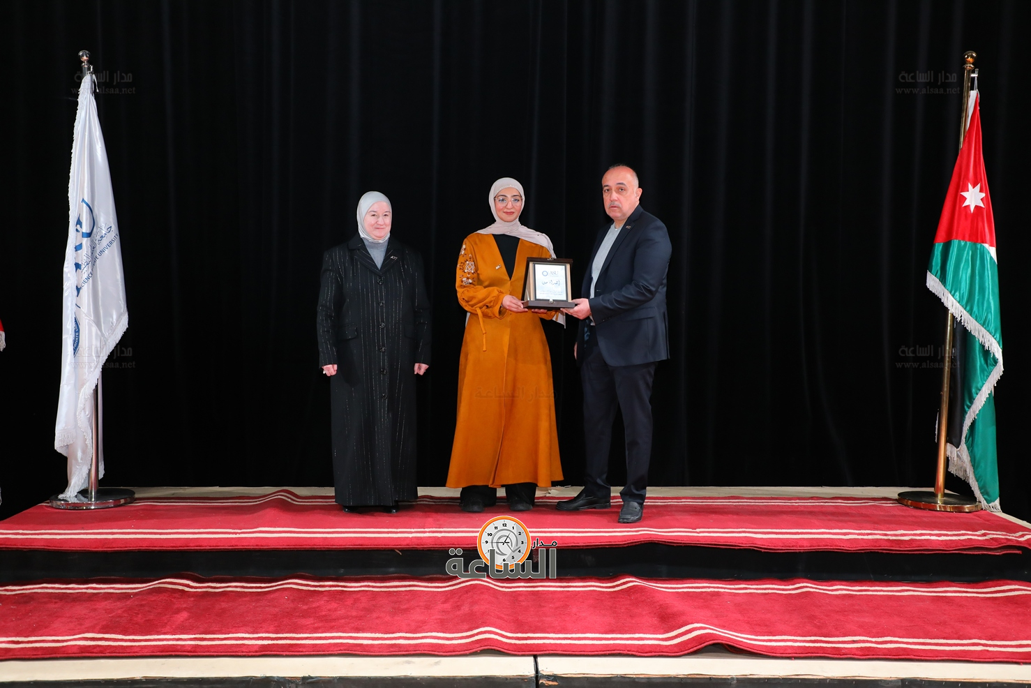 Madar Al-Saa Images 0.2569139847416628