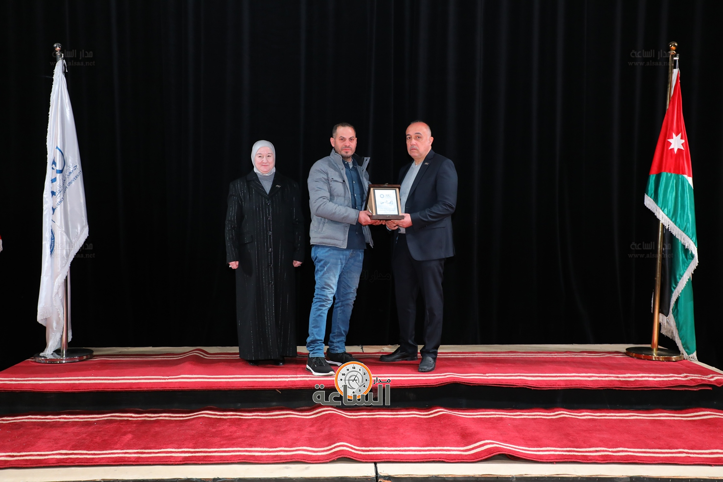 Madar Al-Saa Images 0.8954199840434411