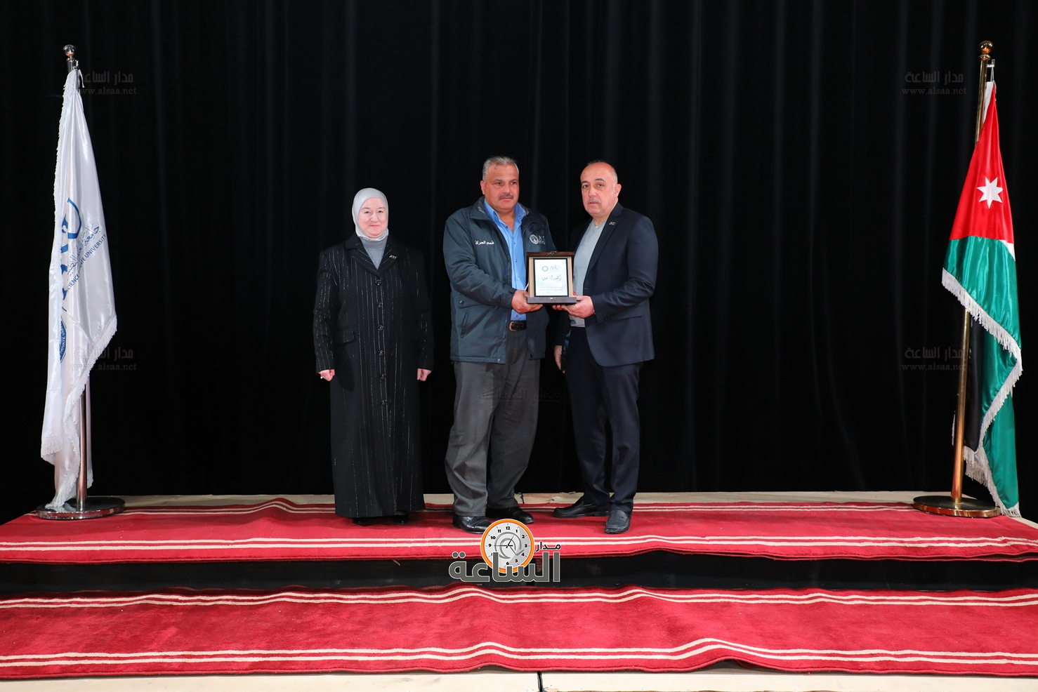 Madar Al-Saa Images 0.3207708464482788