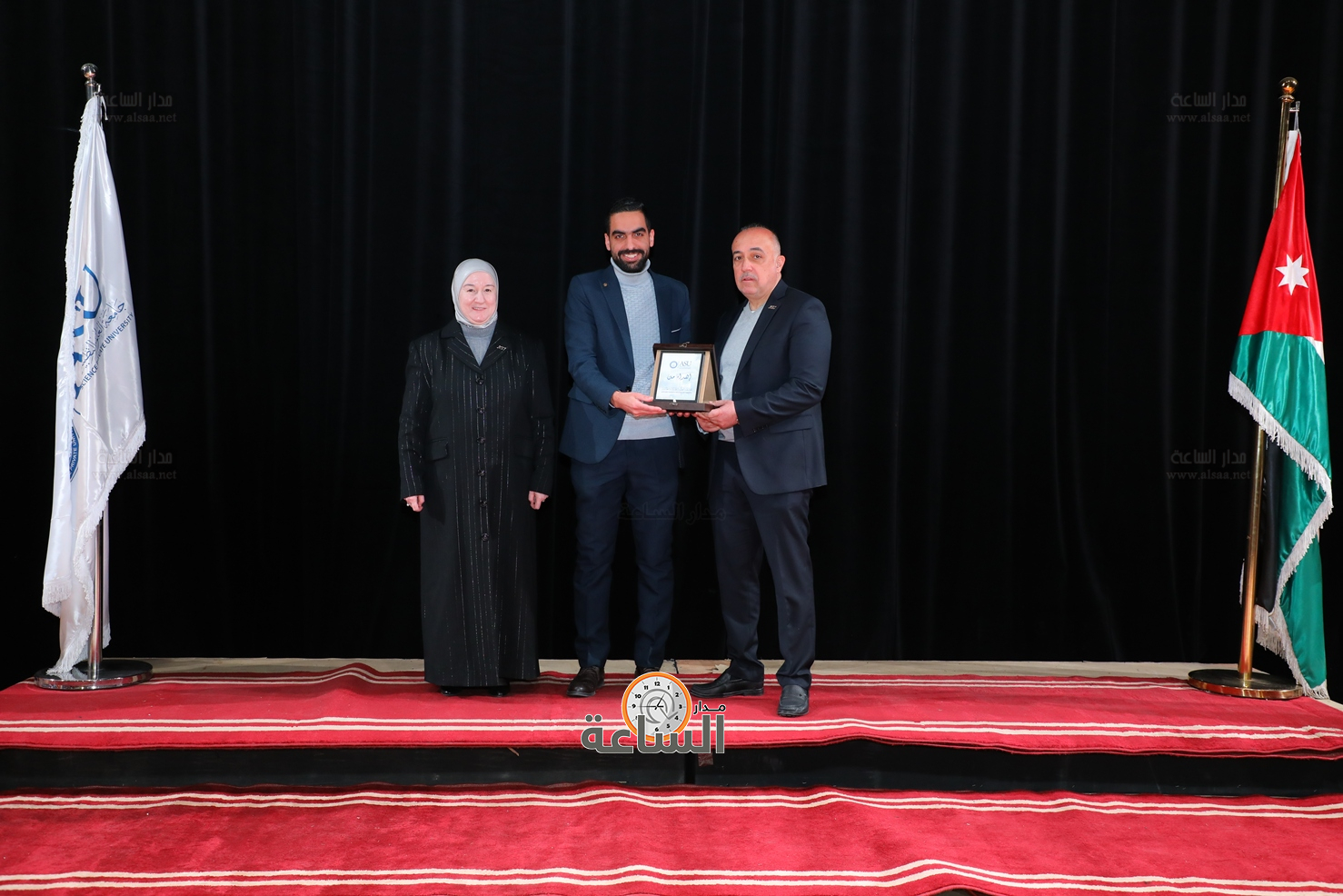 Madar Al-Saa Images 0.061804097078363984