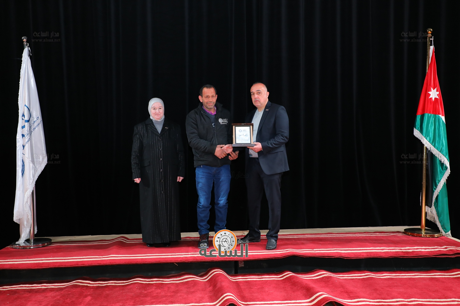 Madar Al-Saa Images 0.9364339520805924