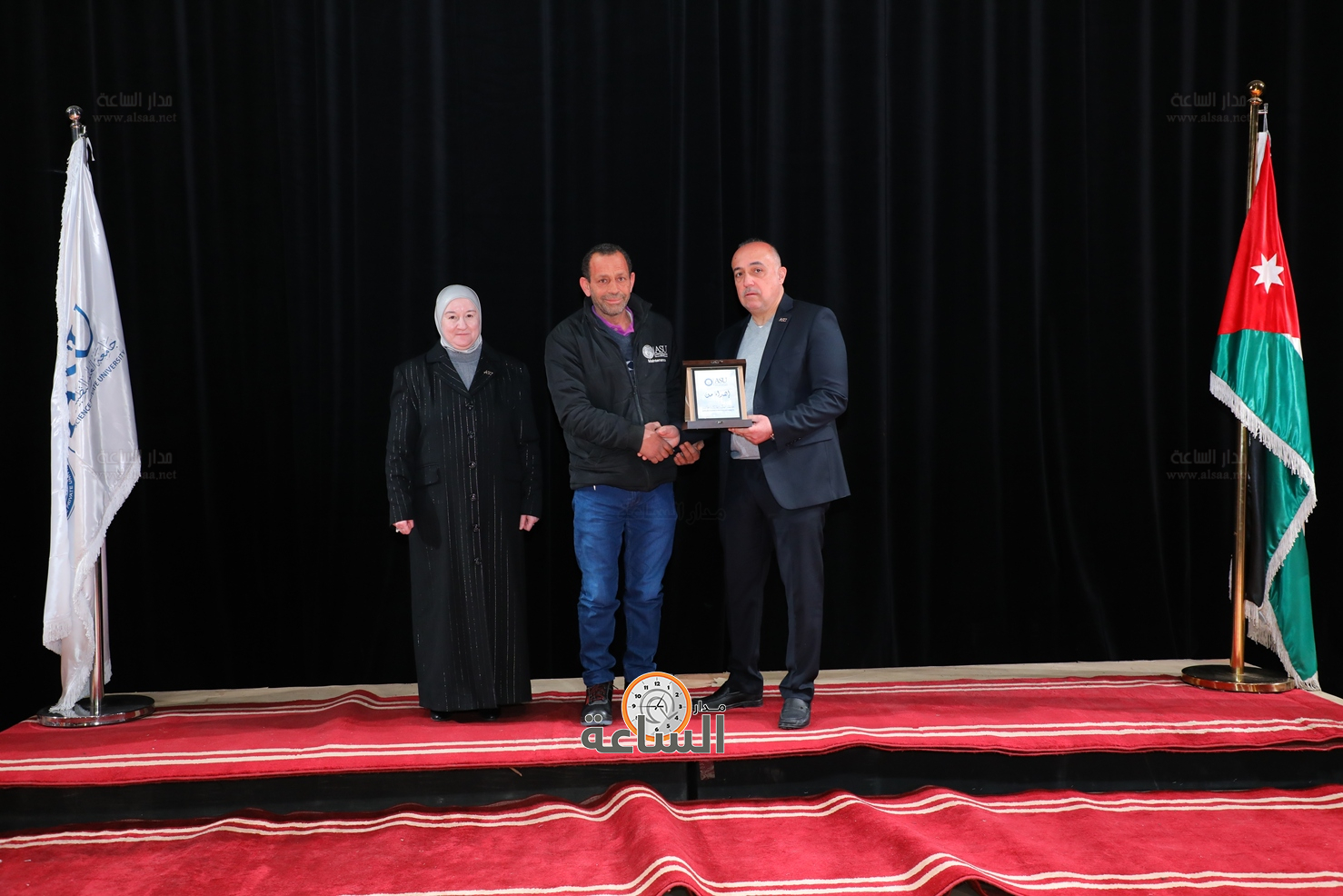 Madar Al-Saa Images 0.0443601280685022