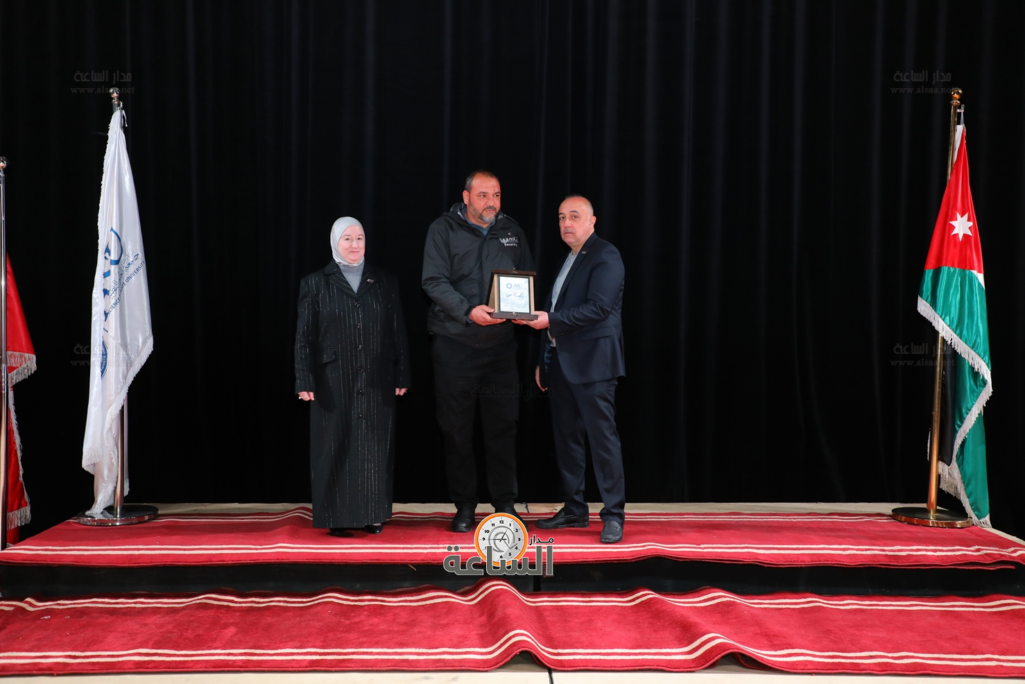 Madar Al-Saa Images 0.44028087446531594