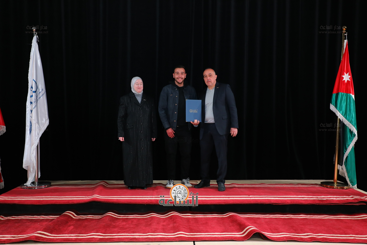 Madar Al-Saa Images 0.8994318746745555