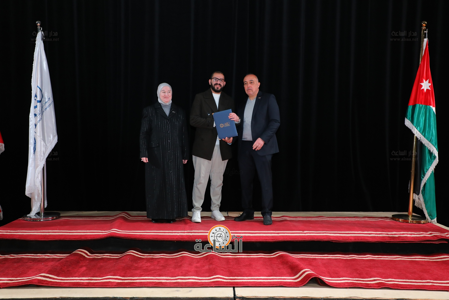 Madar Al-Saa Images 0.24527602179499186