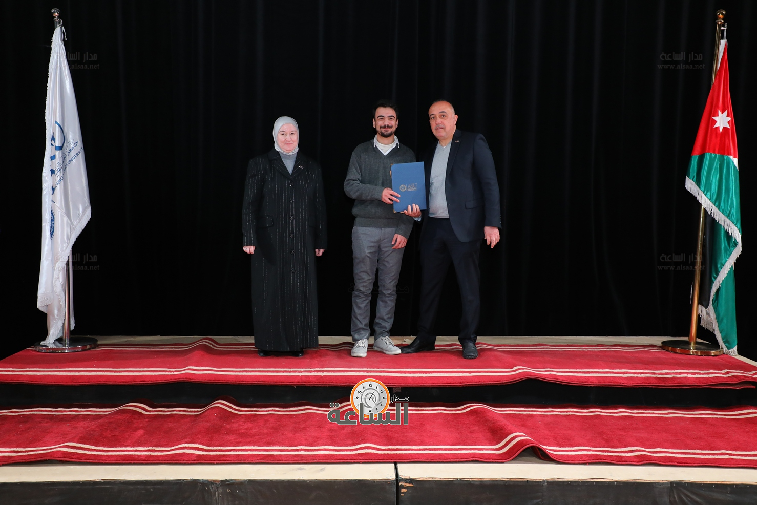 Madar Al-Saa Images 0.6052957313941207