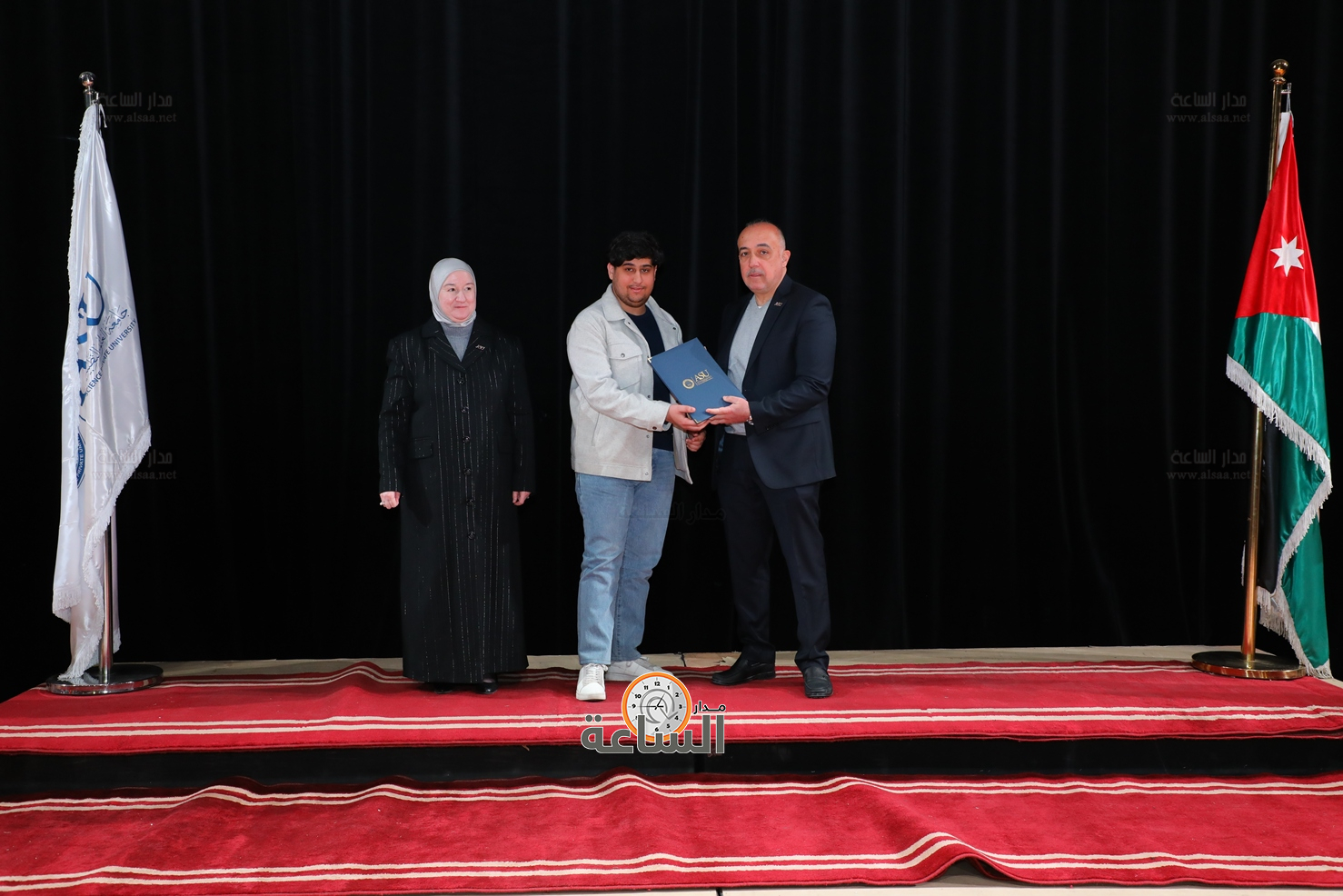 Madar Al-Saa Images 0.08759249166257654