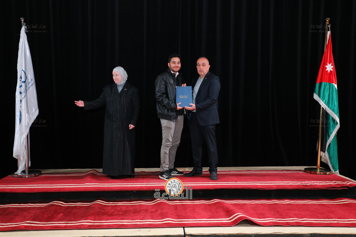 Madar Al-Saa Images 0.5708203306080555