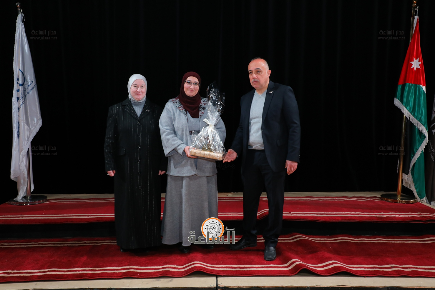 Madar Al-Saa Images 0.6746363889024447