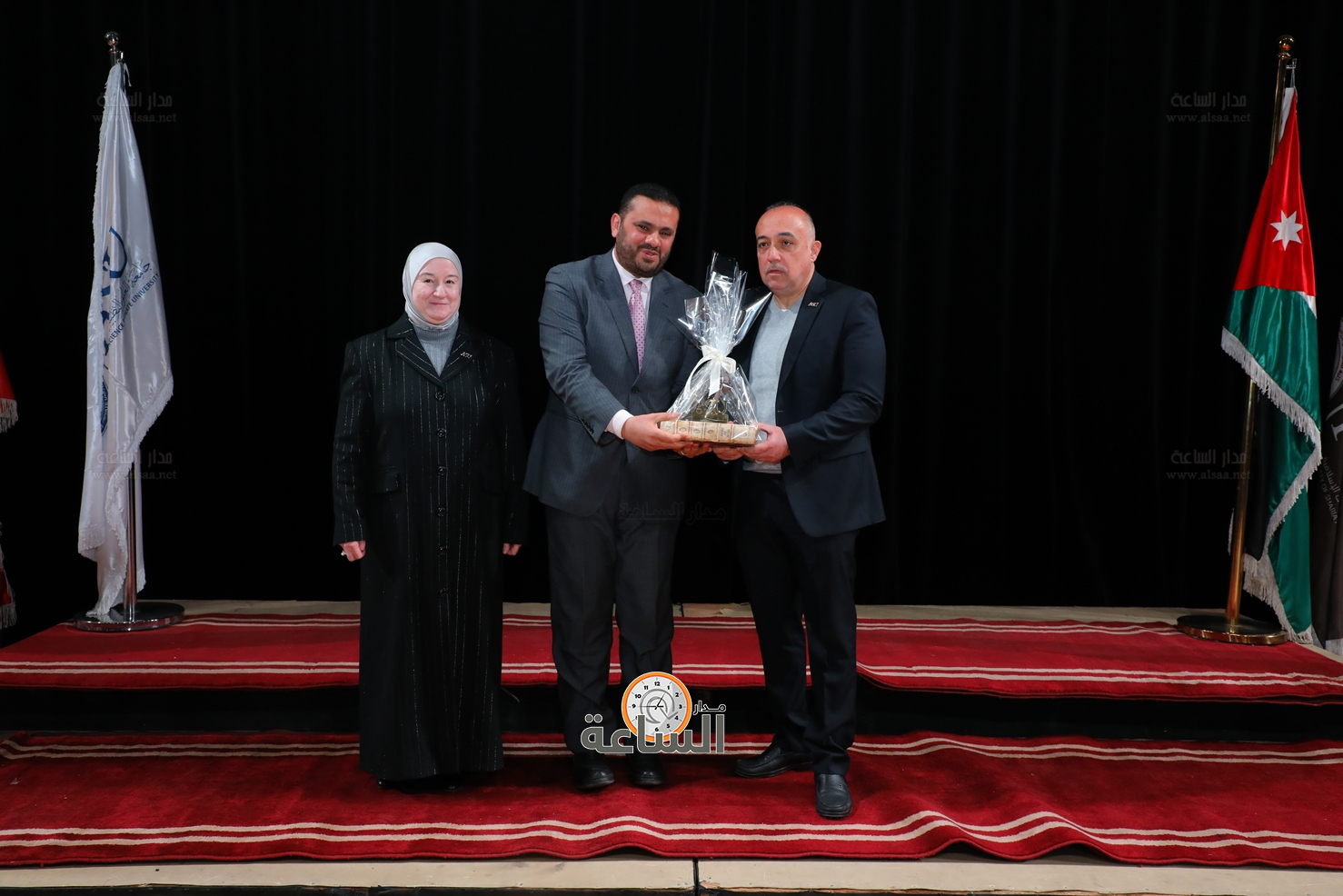 Madar Al-Saa Images 0.3340437053459844