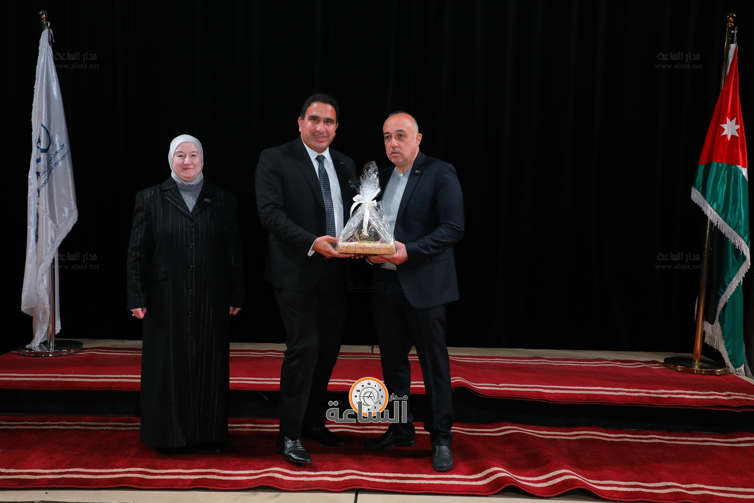 Madar Al-Saa Images 0.7648819713610684