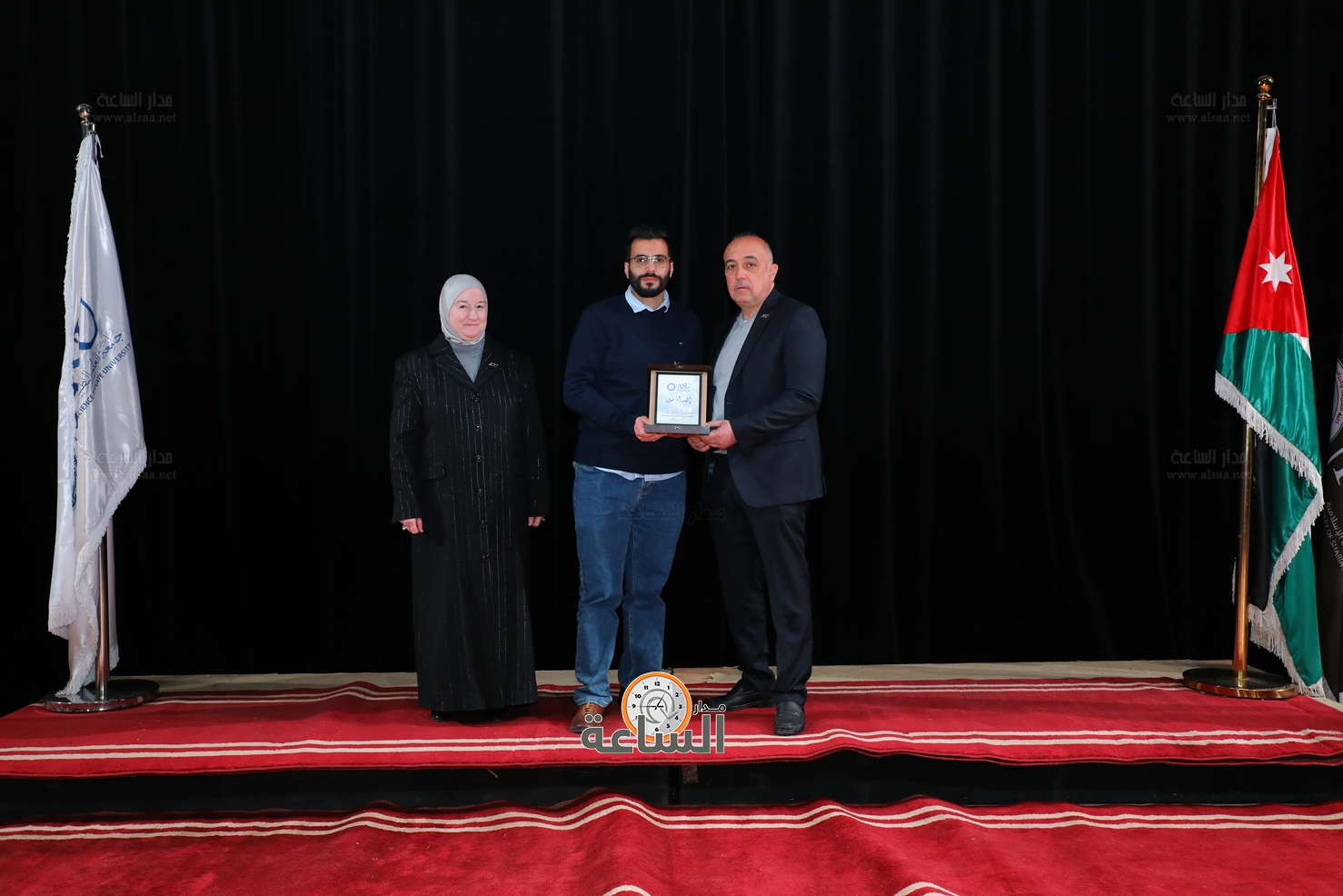 Madar Al-Saa Images 0.8697075564648169