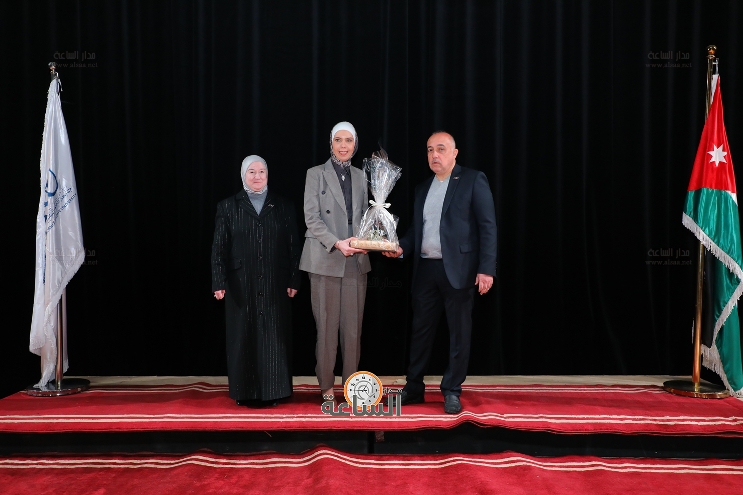 Madar Al-Saa Images 0.9629108772717625