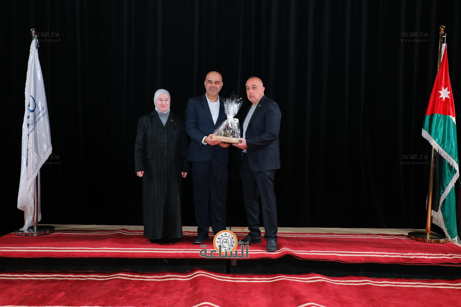 Madar Al-Saa Images 0.691764186938217