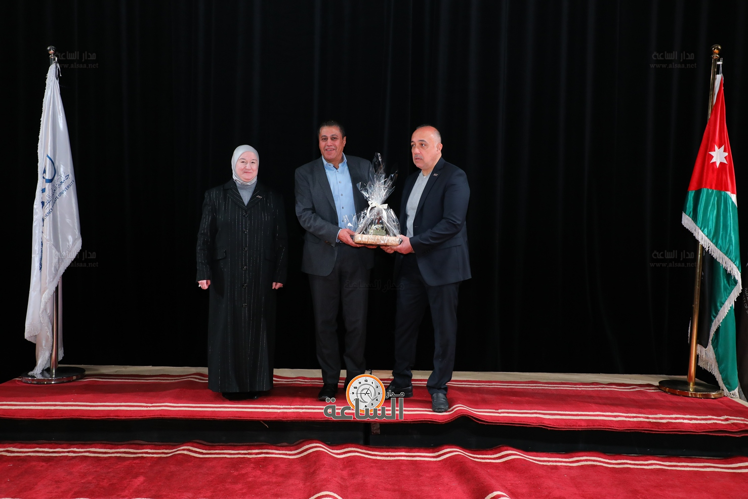 Madar Al-Saa Images 0.6608978367496077