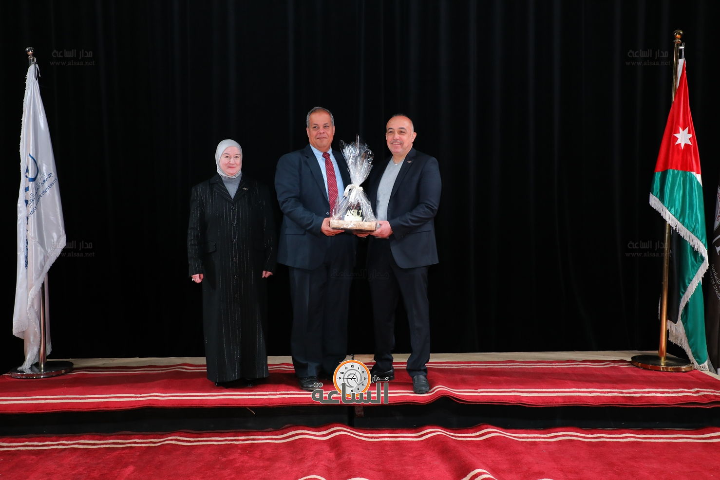 Madar Al-Saa Images 0.25562286564398784