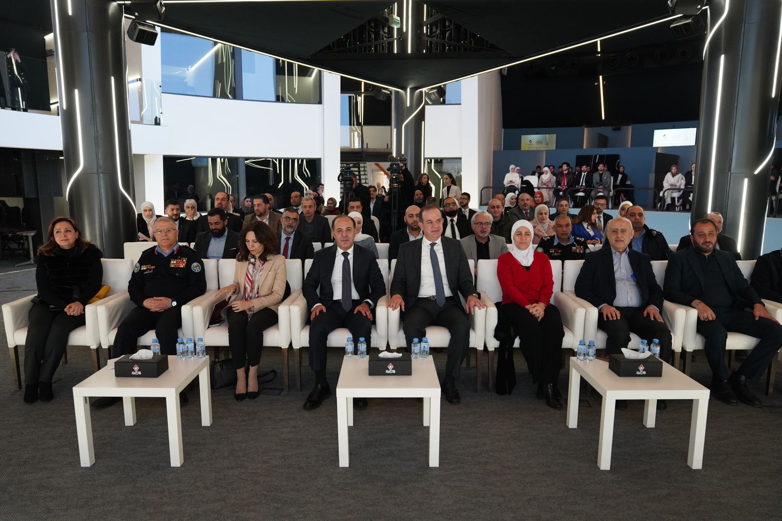 Madar Al-Saa Images 0.2718979196127307