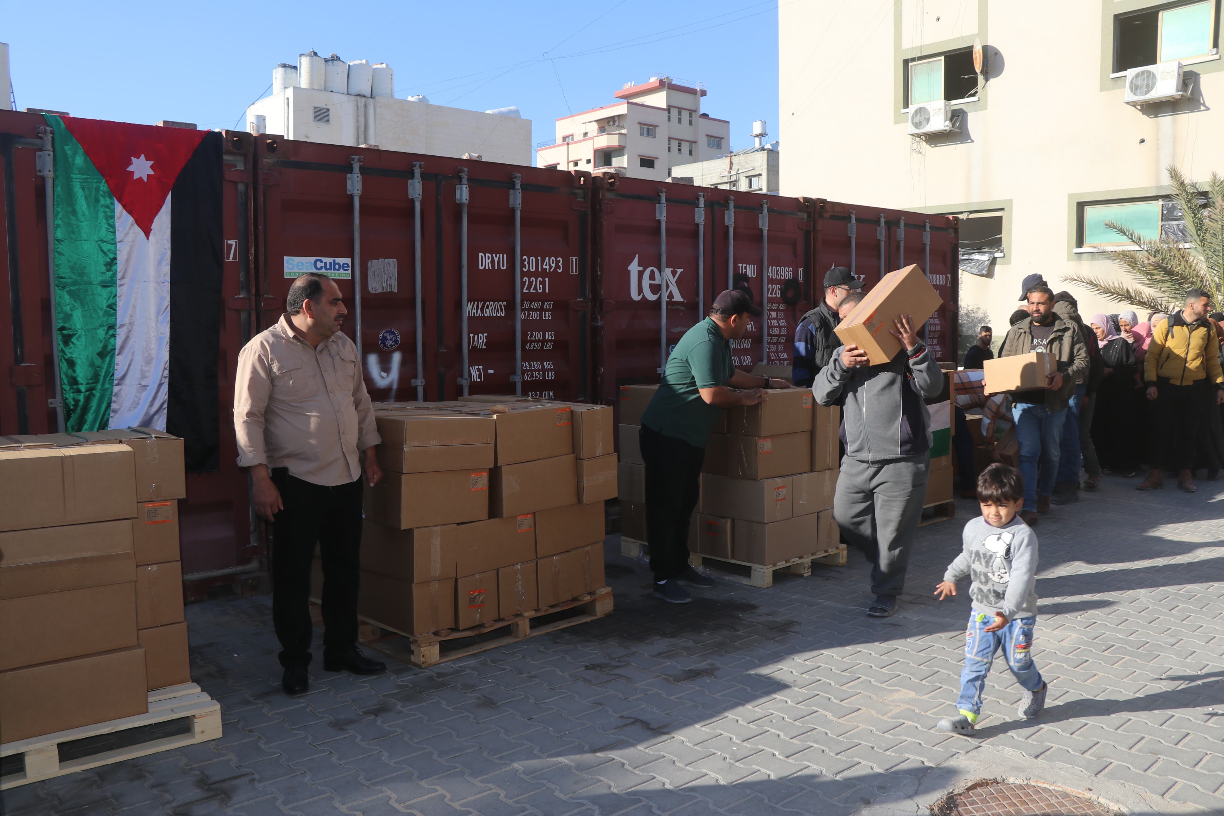 Madar Al-Saa Images 0.12812060845015494