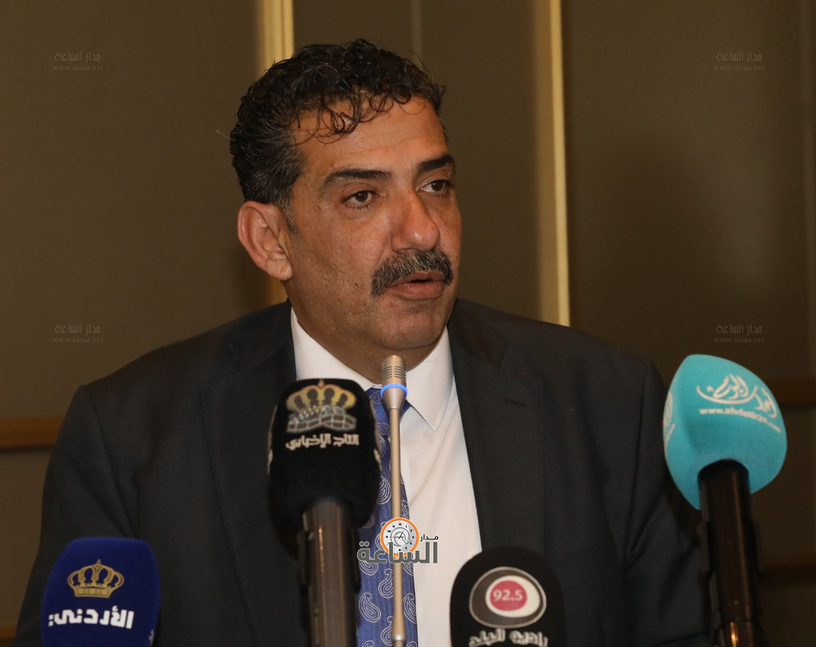 Madar Al-Saa Images 0.6102550056609055