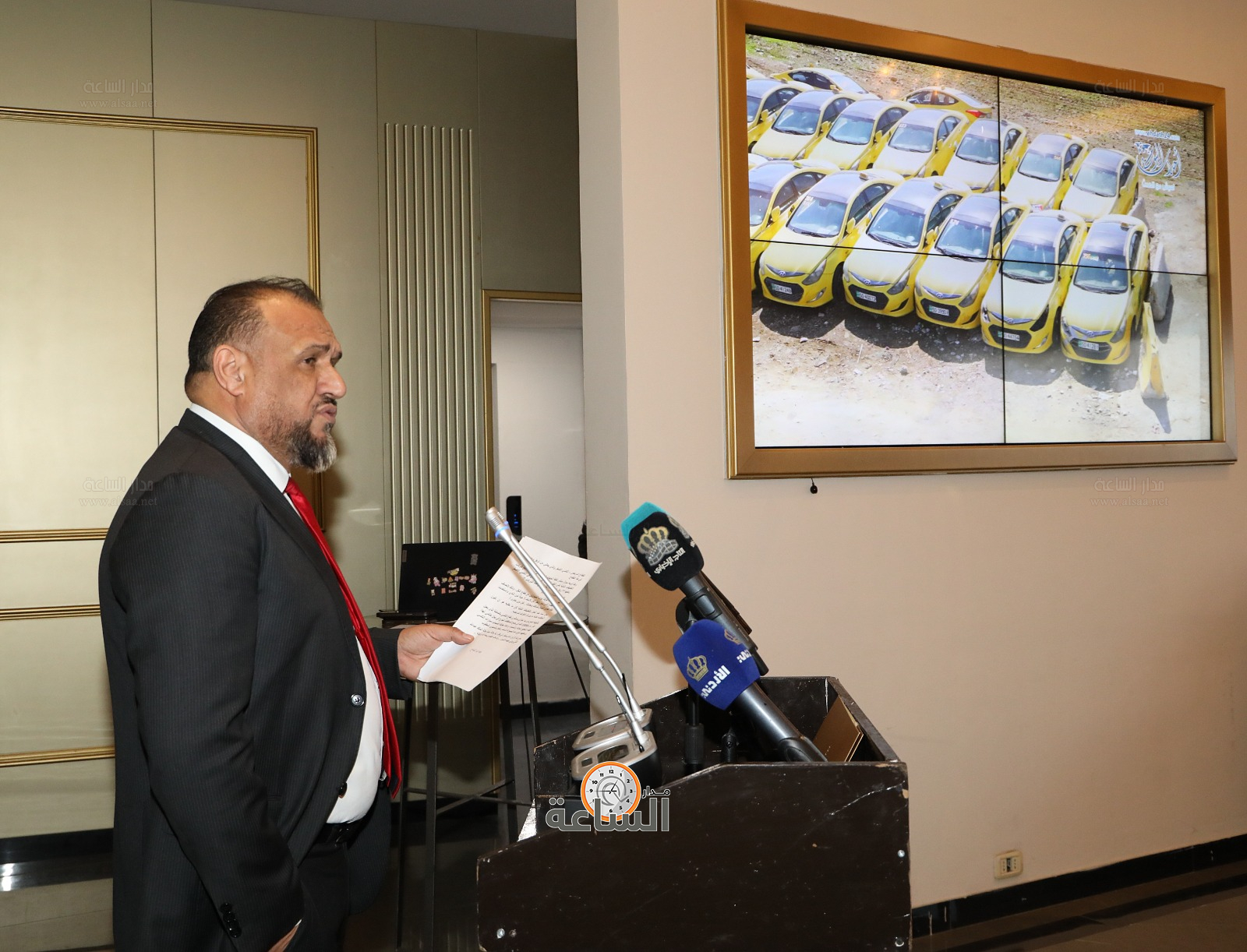 Madar Al-Saa Images 0.6547126138787787