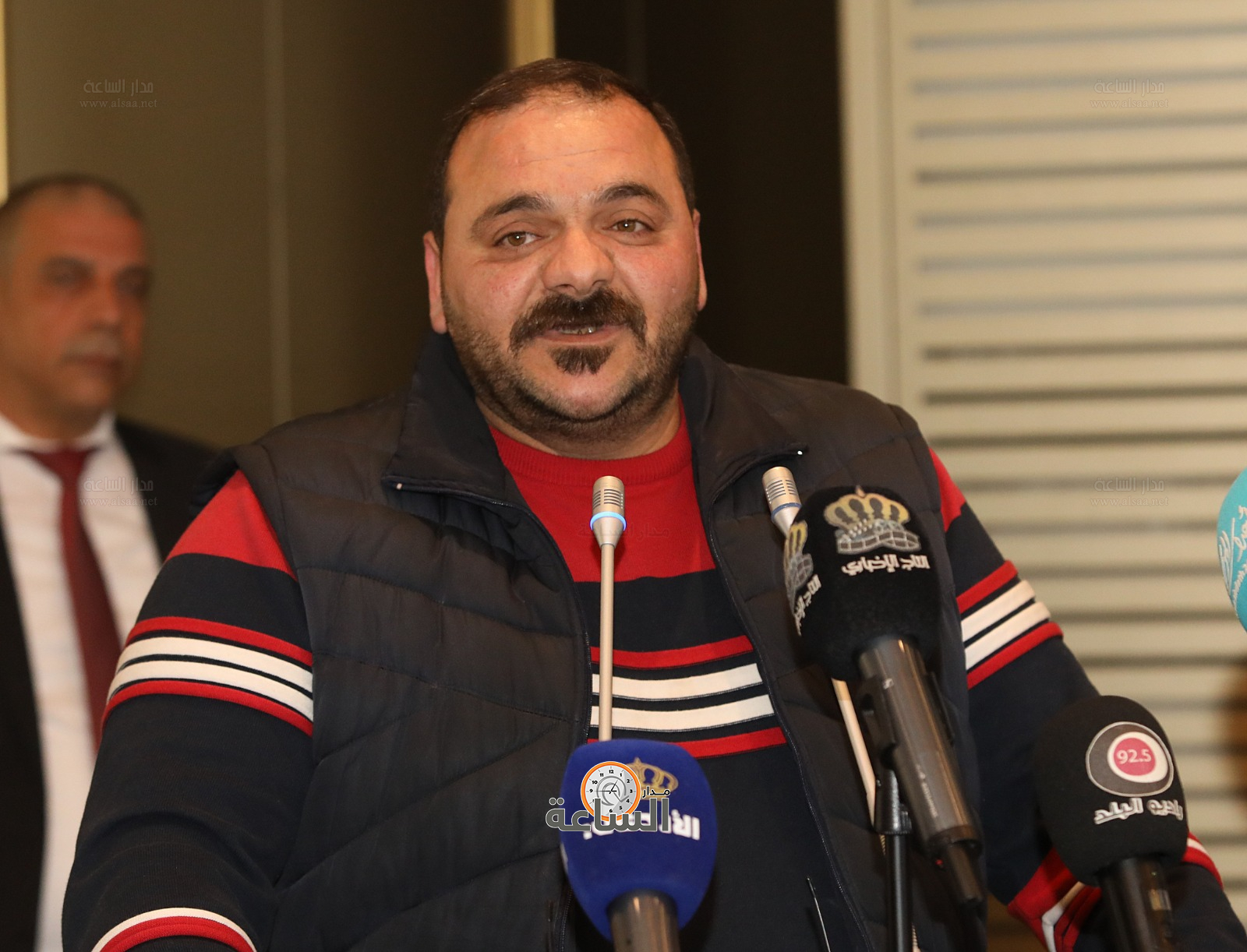 Madar Al-Saa Images 0.5947049970005676