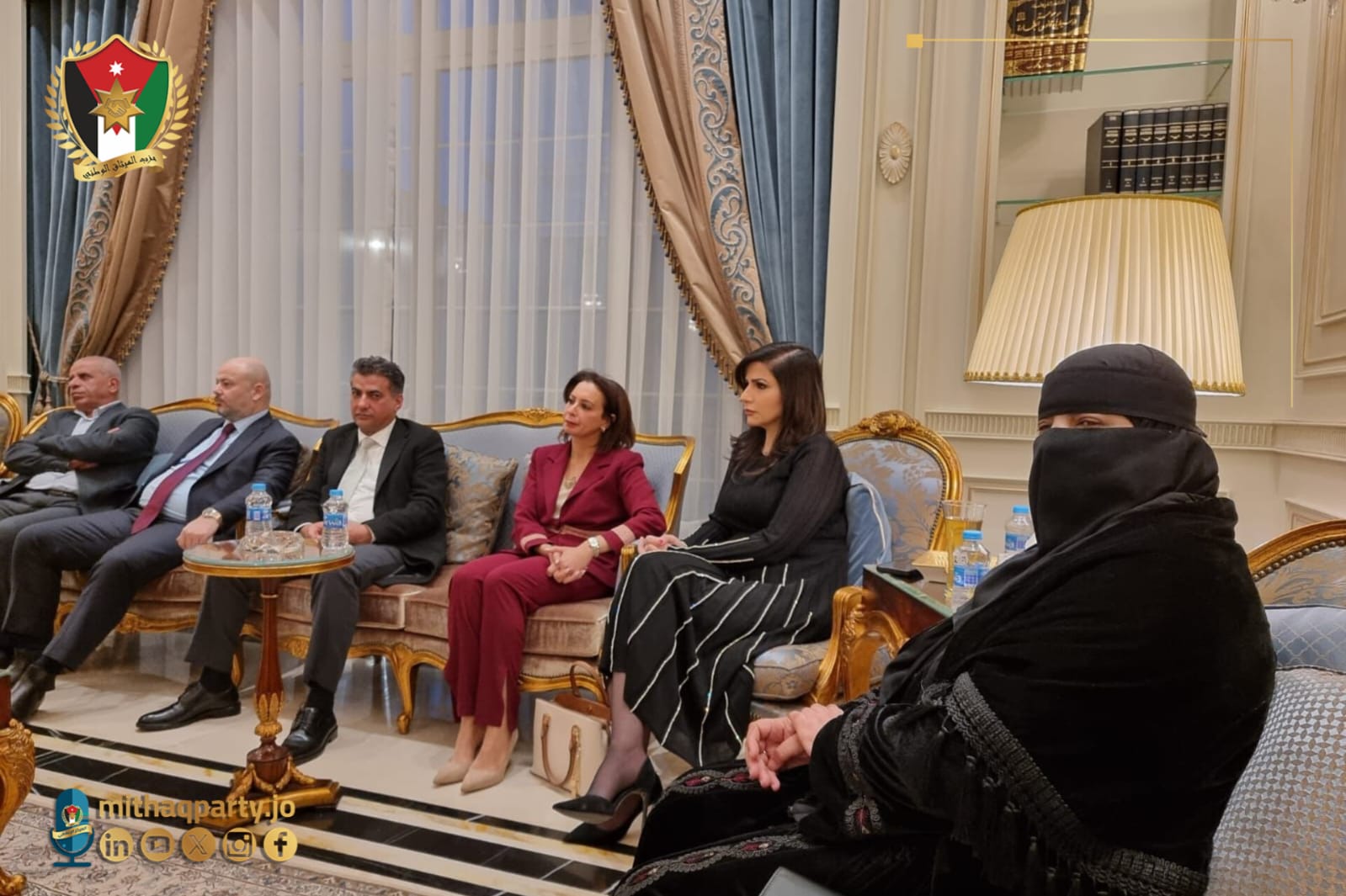 Madar Al-Saa Images 0.023067192891667698