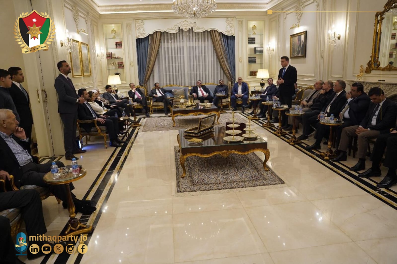 Madar Al-Saa Images 0.3881178922284694