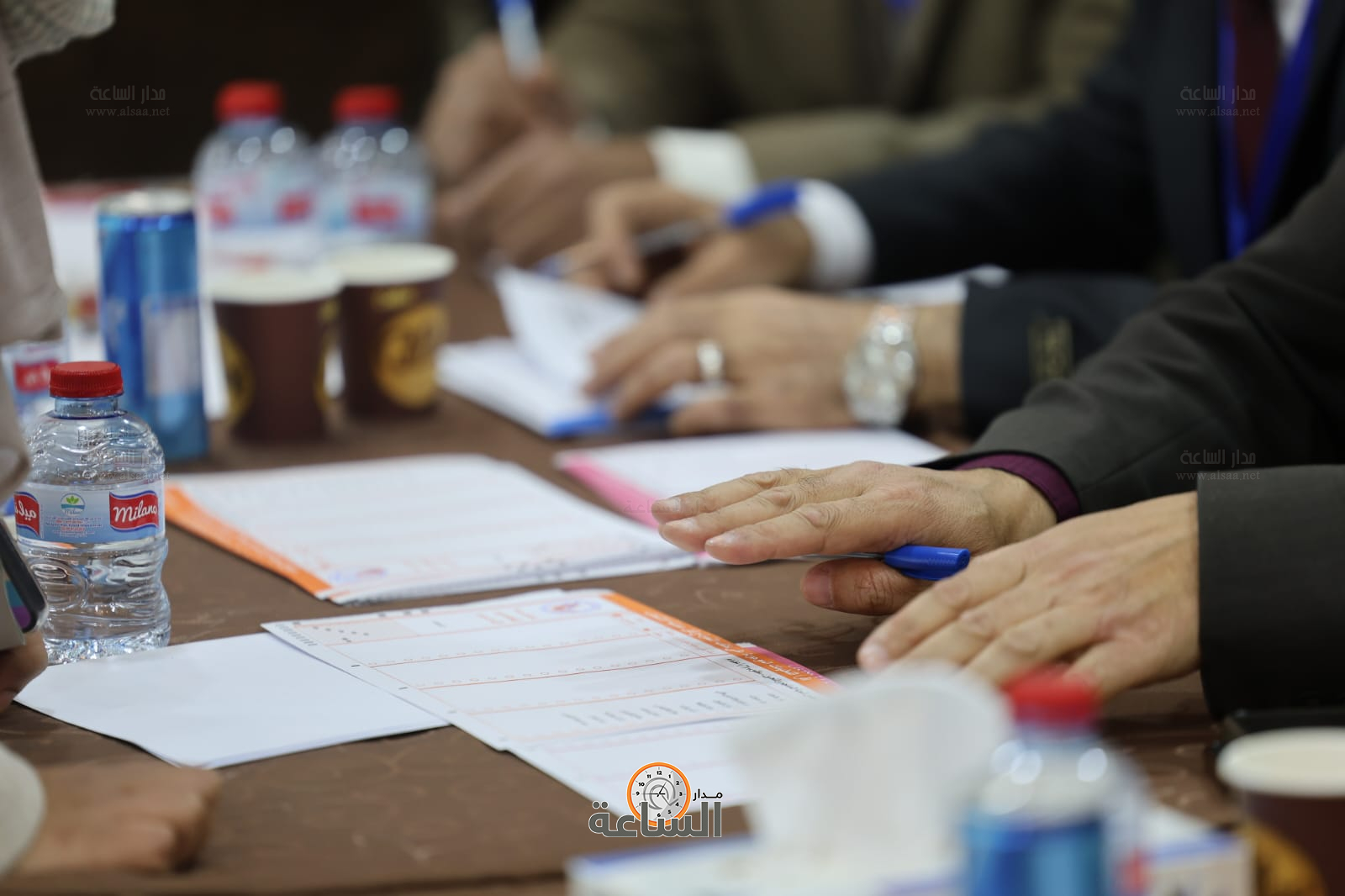 Madar Al-Saa Images 0.6925878125496823