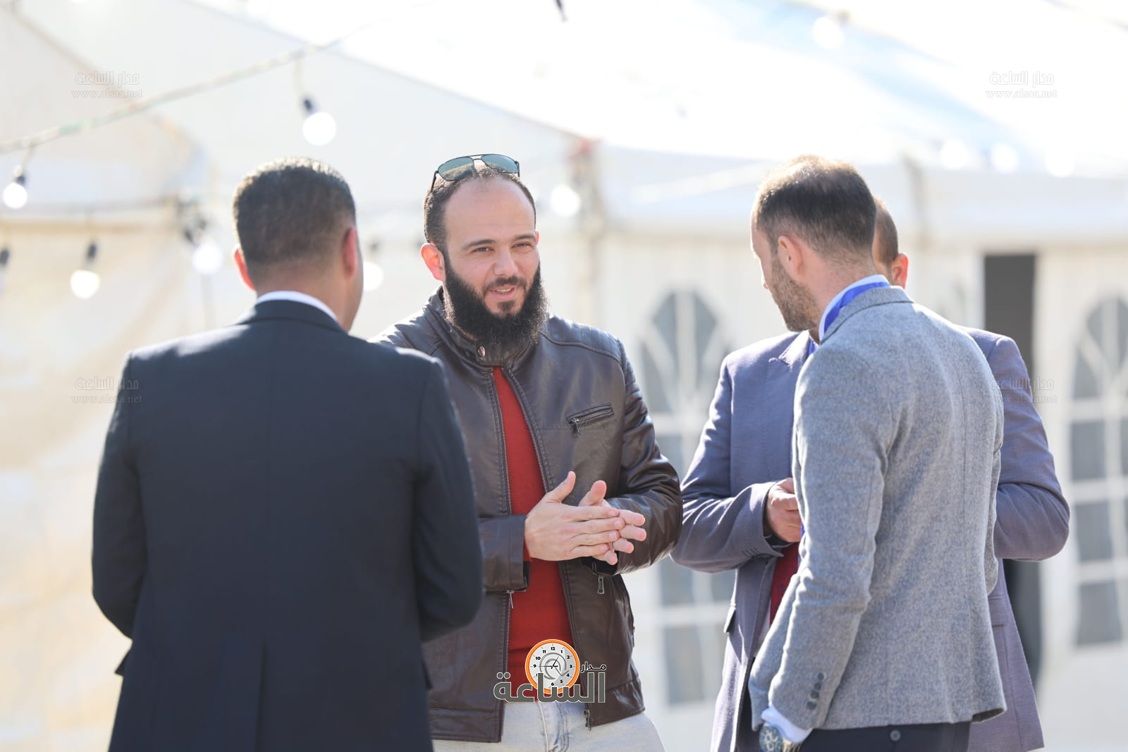 Madar Al-Saa Images 0.8847741434142213