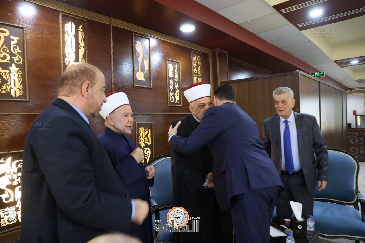 Madar Al-Saa Images 0.5872885379802995