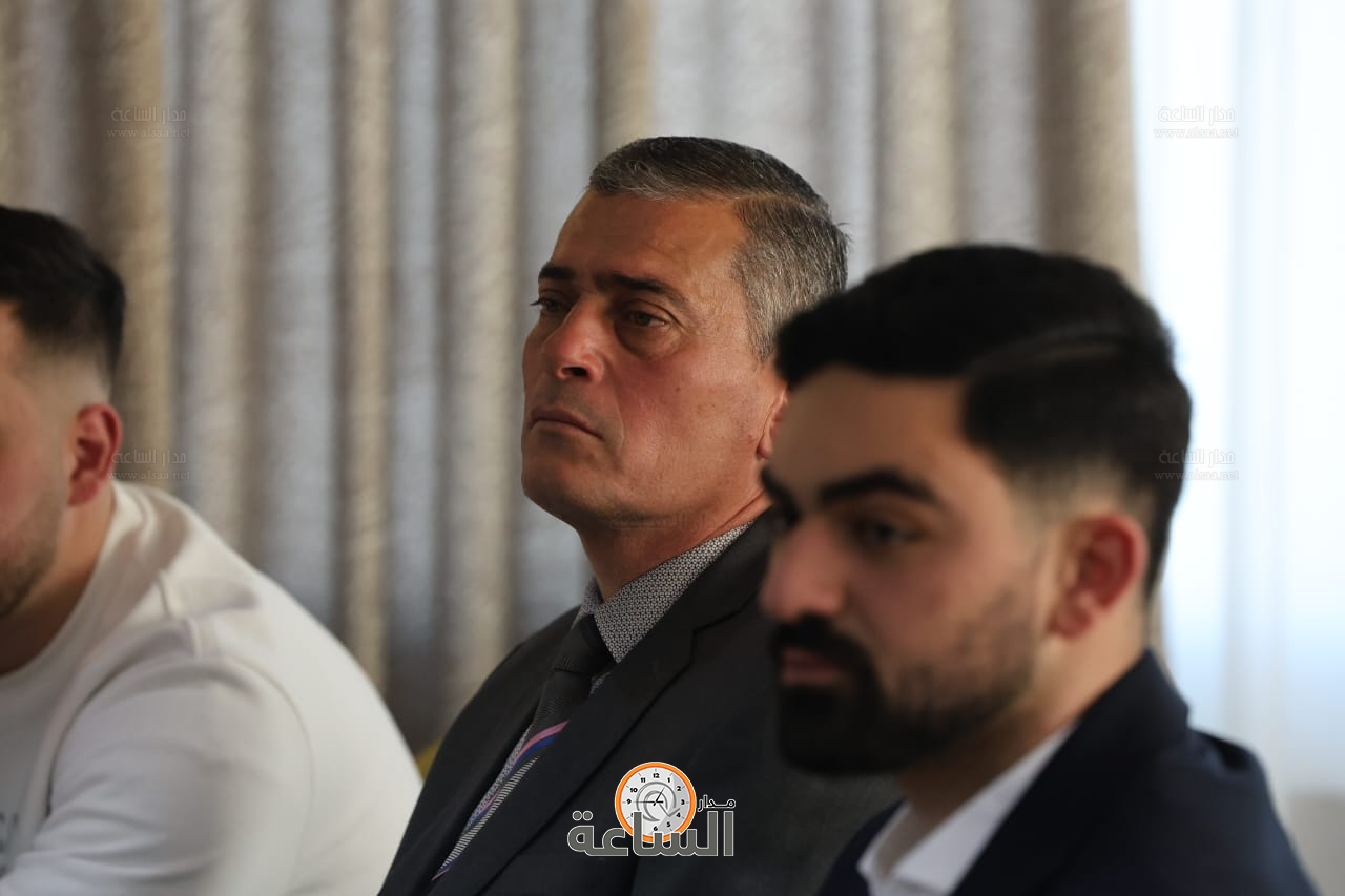 Madar Al-Saa Images 0.32329281169769697