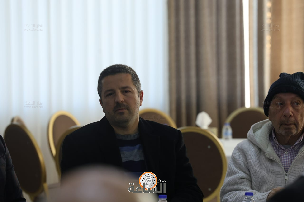 Madar Al-Saa Images 0.15173103669205035