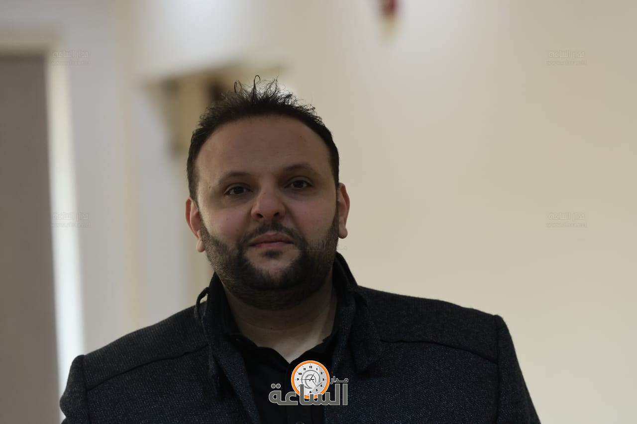 Madar Al-Saa Images 0.3693577343426009