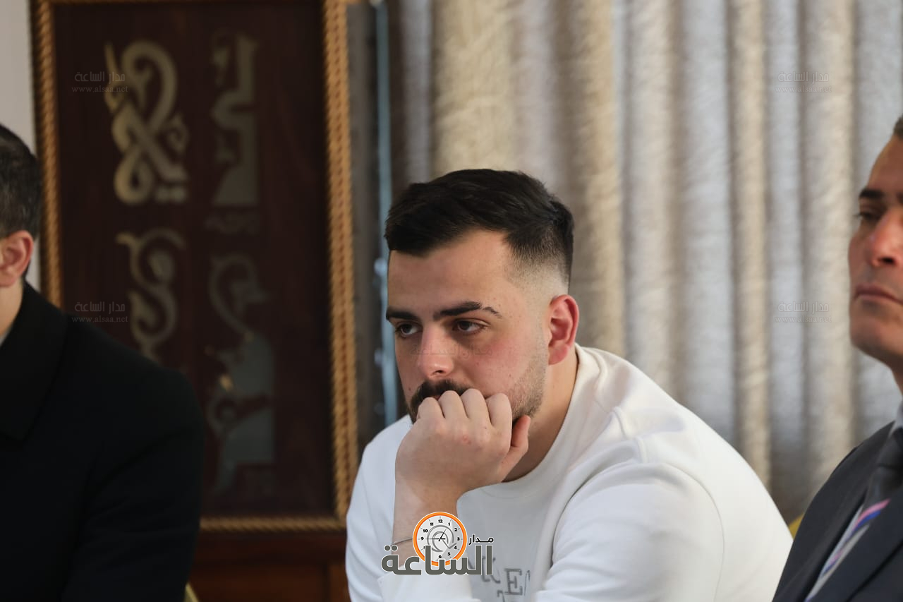 Madar Al-Saa Images 0.42614477361245306