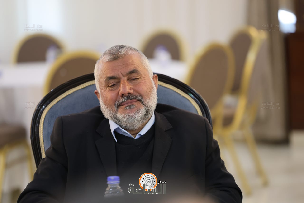 Madar Al-Saa Images 0.4599435507621954