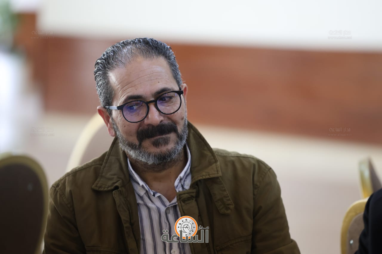 Madar Al-Saa Images 0.24200565138907804