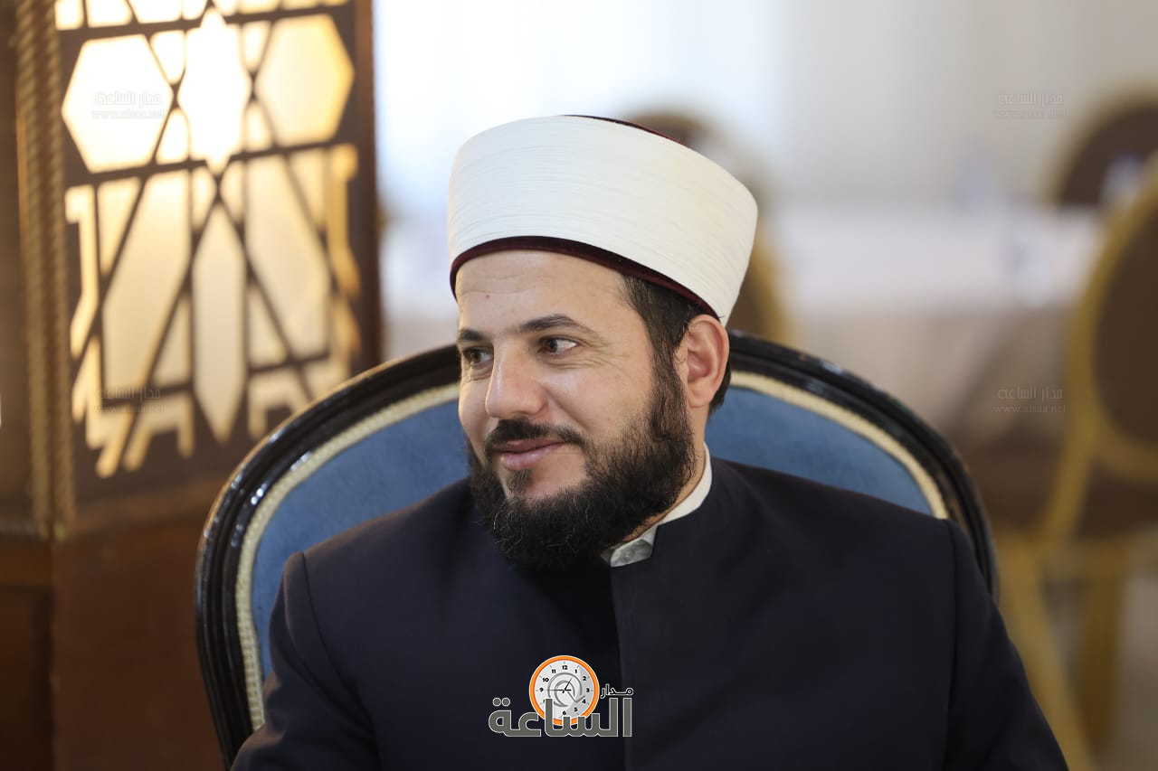 Madar Al-Saa Images 0.9348421623014023