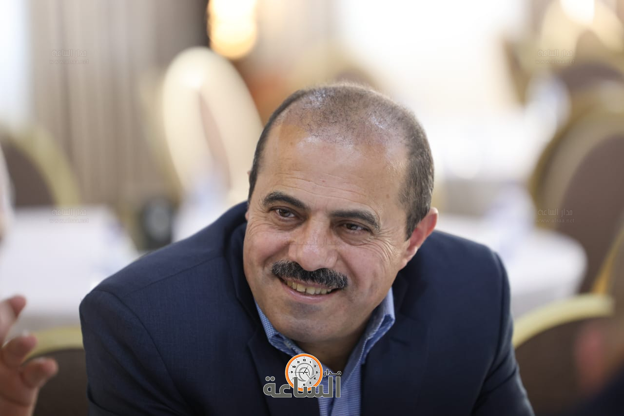 Madar Al-Saa Images 0.7616506092859416