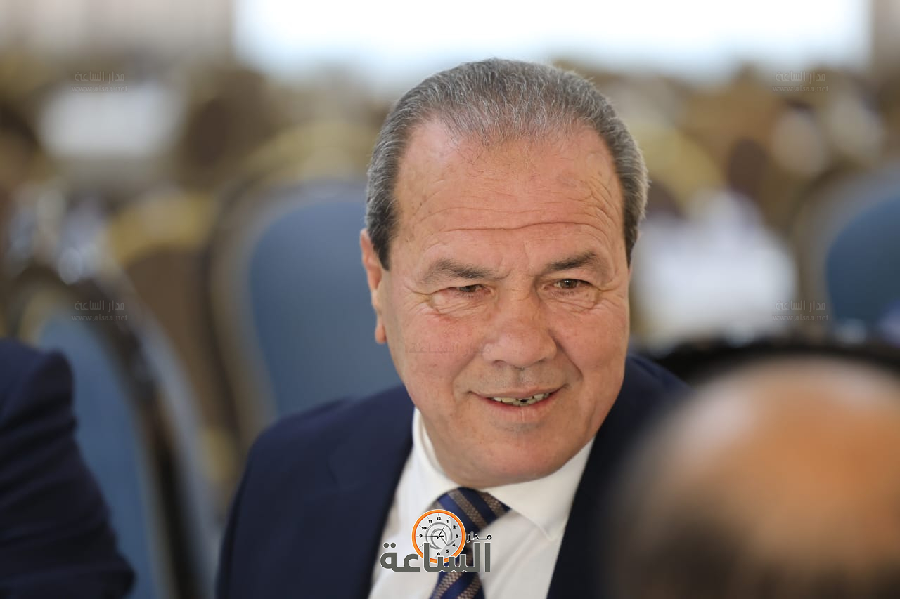 Madar Al-Saa Images 0.7001772409571516