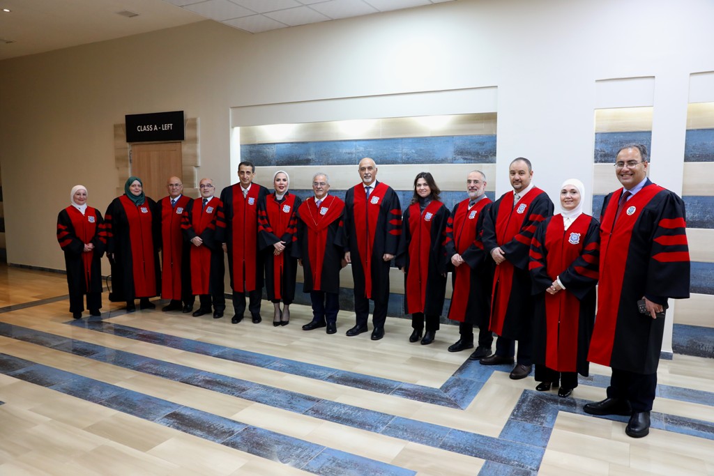 Madar Al-Saa Images 0.4308942400518807